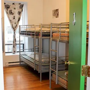  Hostal L'apero Canadá